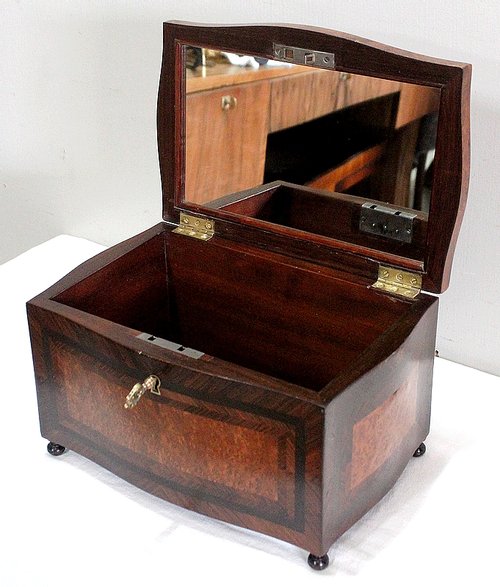 Piccola Scatola in Legno Impiallacciato, Epoca Napoleone III - XIX