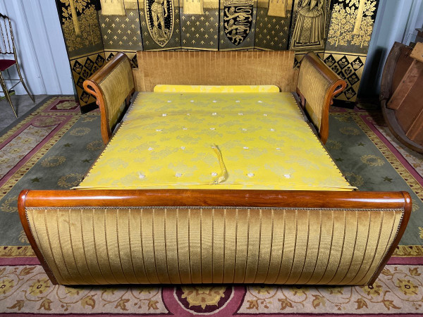Divano letto in stile impero con collo di cigno