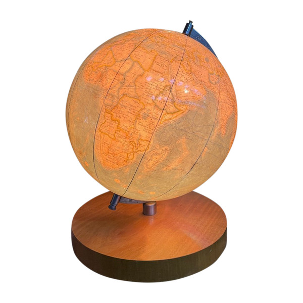 World Map - Terrestrial Globe 1970