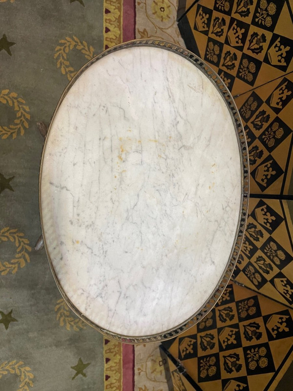 Säulentisch im Louis XVI-Stil