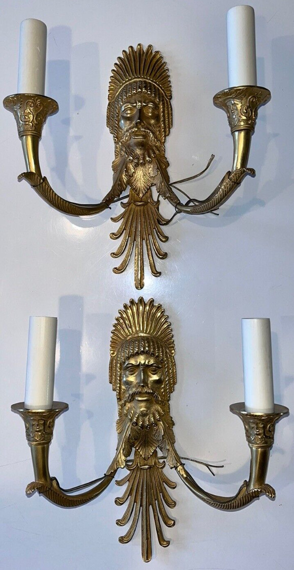 RAVRIO Antoine André (attribué à ) Paire d'appliques en bronze doré à deux bras