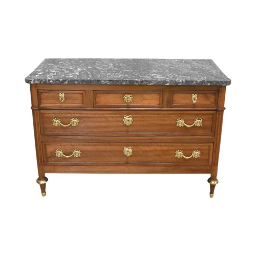 Commode en Noyer, époque Louis XVI – 2eme partie XVIIIe