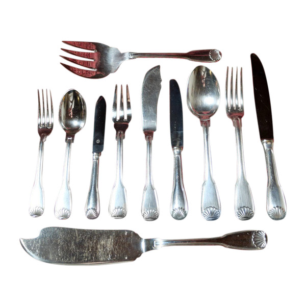 110-piece cutlery set, shell net model from Ercuis