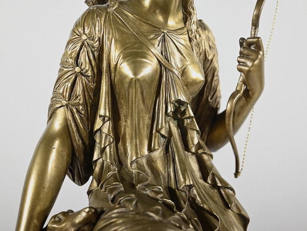 “Diane la Cacciatrice” in bronzo, firmato Peiffer – 2a parte del XIX secolo