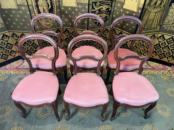 Suite di 6 sedie Luigi Filippo in noce