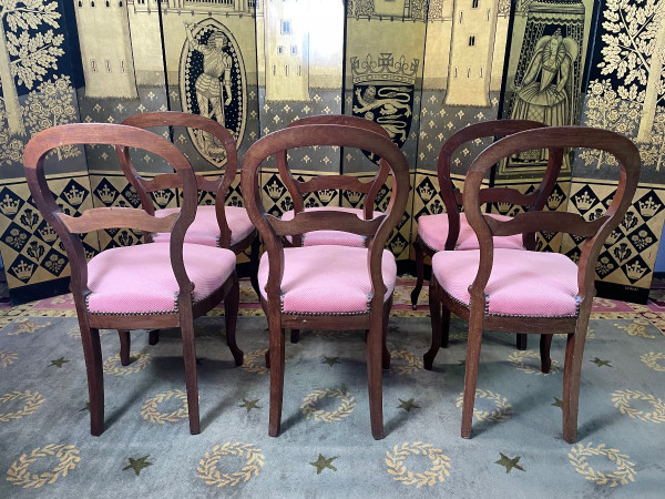 Suite di 6 sedie Luigi Filippo in noce