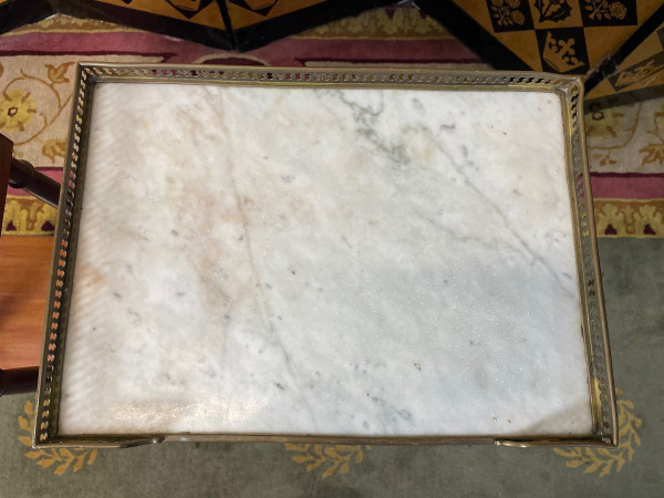 Paire De Tables De Chevet De Style Louis XVI