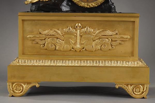 Restoration period Clock in gilt bronze with a young woman