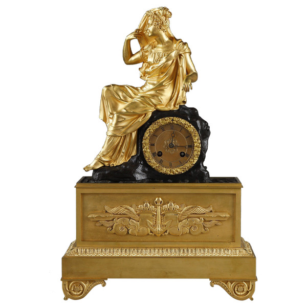 Restoration period Clock in gilt bronze with a young woman