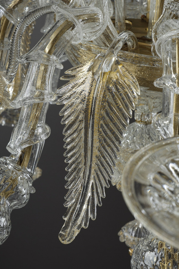 LARGE MURANO GLASS CHANDELIER WITH EIGHT ARMS OF LIGHT DECORATED WITH GOLD 