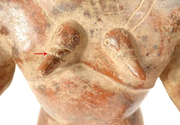 Präkolumbianische Skulptur Colima Mexiko Schamane stehend Stock Schlange Erde