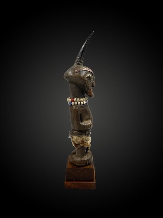 STATUETTE FÉTICHE Culture Songye / Luba, Zaïre RDC  Première moitié du XXème siècle