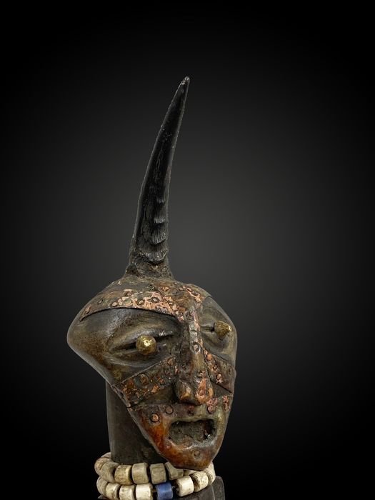 STATUETTE FÉTICHE Culture Songye / Luba, Zaïre RDC  Première moitié du XXème siècle