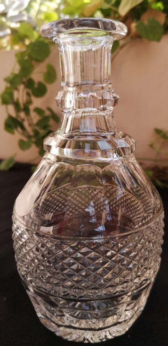 Service à liqueur modèle "Trianon" en cristal Saint-Louis (1 carafe + 8 verres)