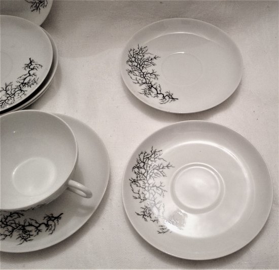 9 Tasses à thé porcelaine Limoges design Françoise Adnet pour Giraud&Brousseau