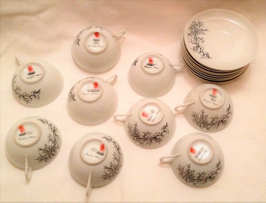 9 Tasses à thé porcelaine Limoges design Françoise Adnet pour Giraud&Brousseau