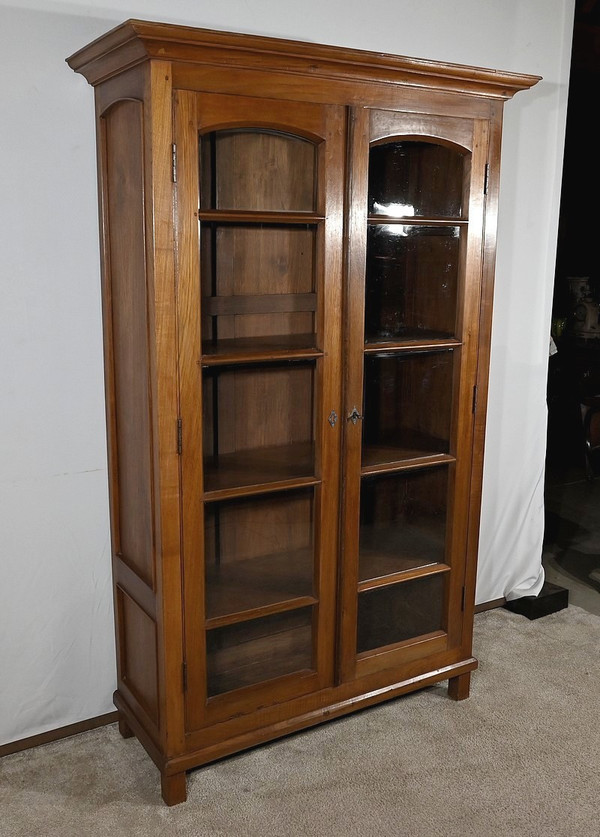 Pondicherry Showcase Library in Teak – 1900