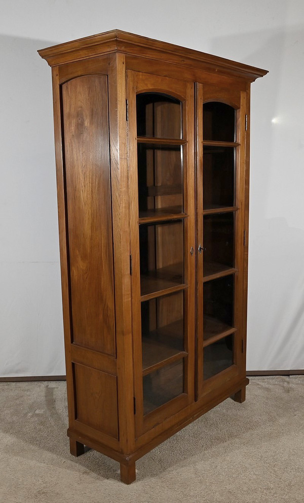 Pondicherry Showcase Library in Teak – 1900