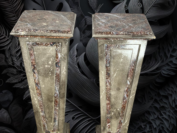 PAIR OF SHEATHS / SELLETTES / IN MARBLE-LIKE PATINATED WOOD FROM THE 1900S