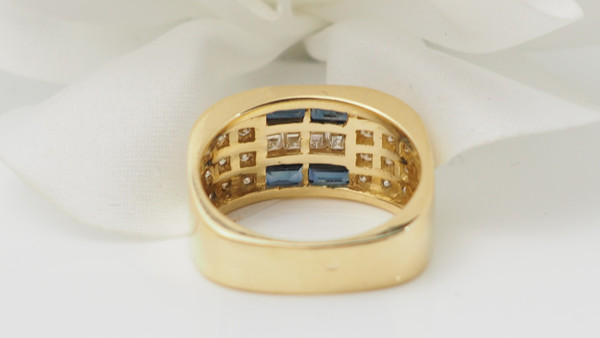 Bague En Or Jaune, Diamants Et Saphirs