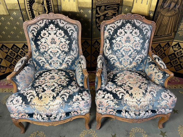 Paire De Bergères De Style Louis XV