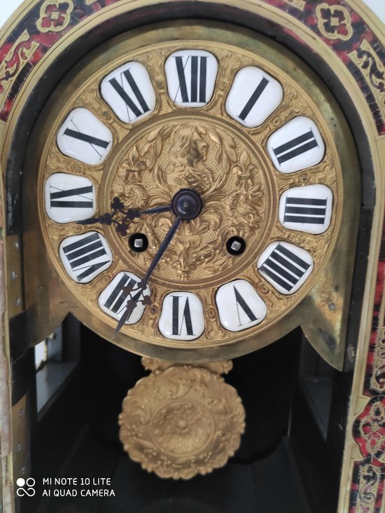 Religiöses Kartell und seine Basis aus Boulle-Intarsien - Signiert RAINGO FRERES - Außergewöhnliche goldene Bronzen