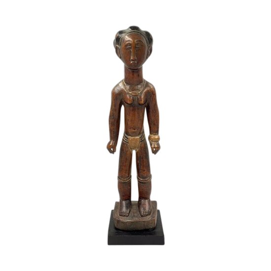 MÄNNLICHE STATUETTE Baoulé-Kultur, Elfenbeinküste Erste Hälfte des 20. Jahrhunderts