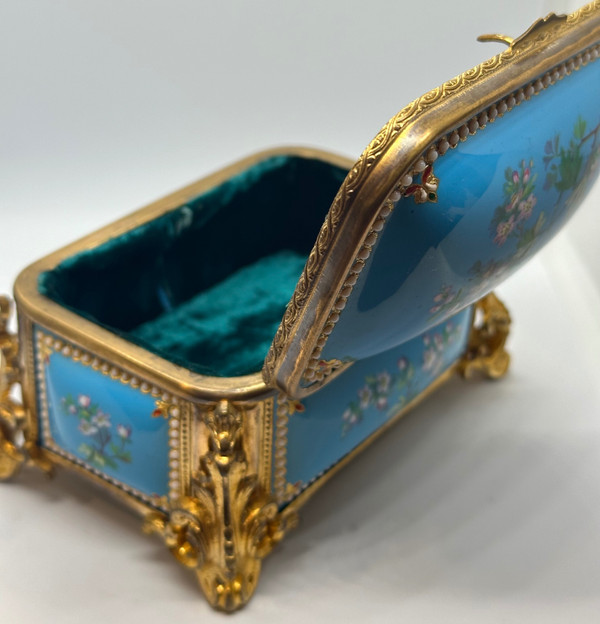 An enamel and gilt bronze jewelry box, late 19th century