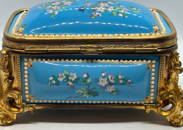 An enamel and gilt bronze jewelry box, late 19th century