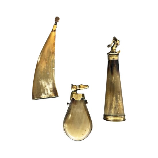 Lot of three POWDER PEARS - European work of the 19th century