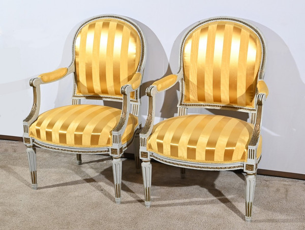 Paire de Fauteuils Cabriolet, style Louis XVI – Fin XIXe