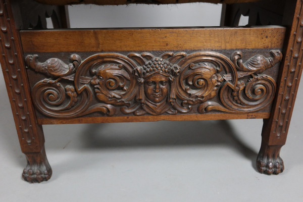Pair of Renaissance-style armchairs
