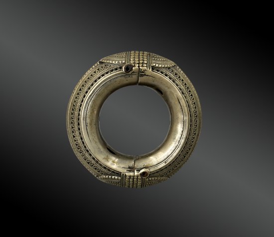 WOMAN'S BRACELET - Yemen - Late 19th century