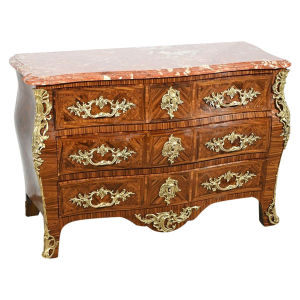 Commode Tombeau en Marqueterie de Bois de Violette, style Transition Louis XIV/Louis XV – 1ère Parti