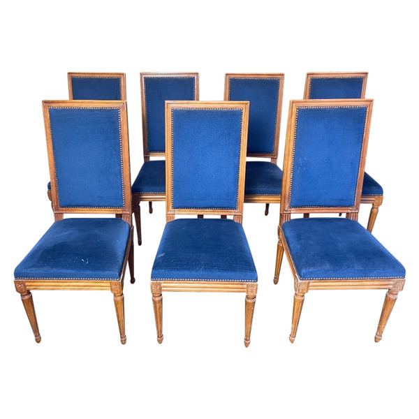 Suite De 7 Chaises De Style Louis XVI