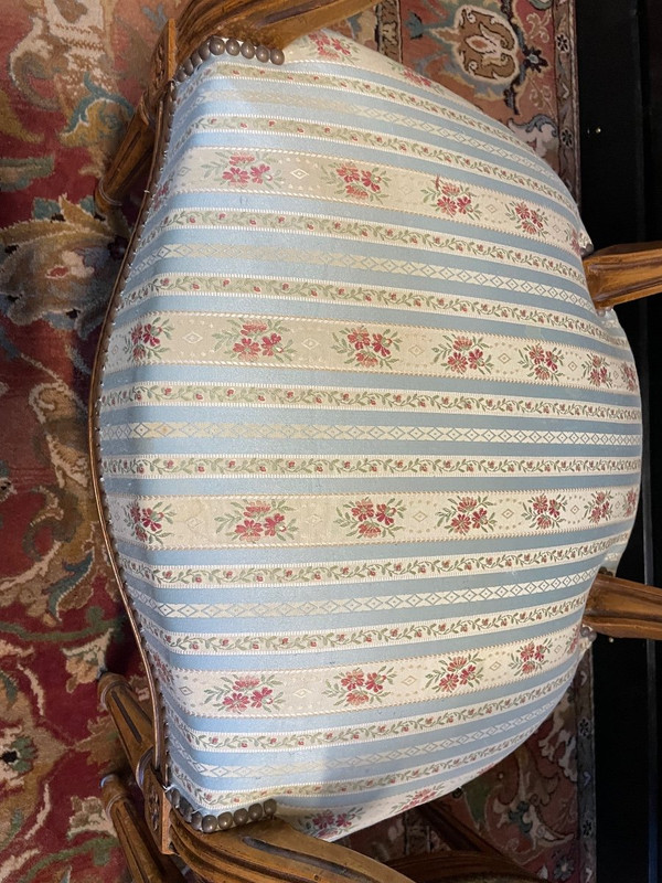 Paire De Fauteuils De Style Louis XVI
