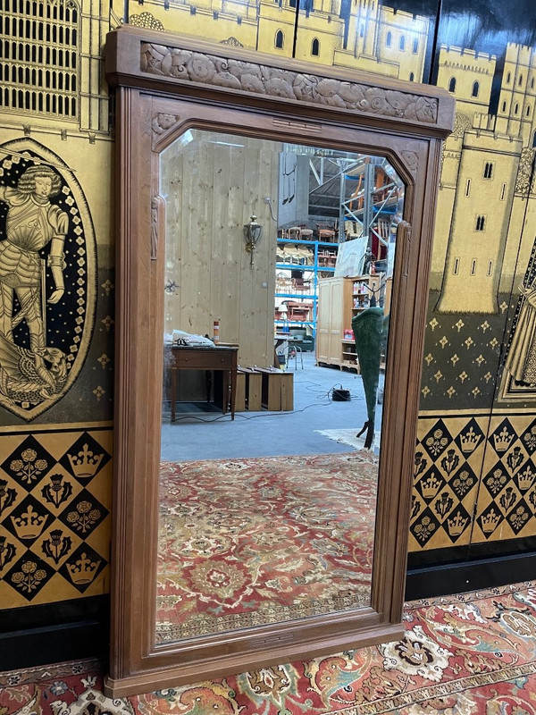 Miroir époque Art Déco En Noyer Sculpté