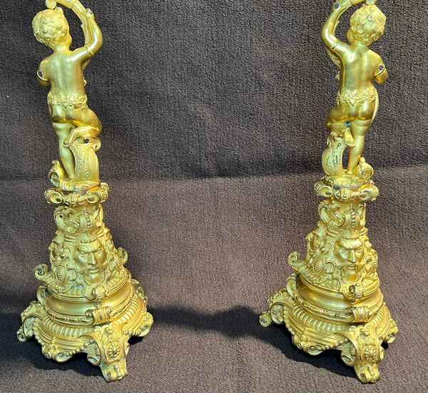Coppia di candelabri Putti in bronzo dorato, XIX secolo