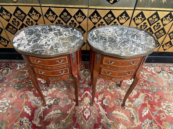 Paire De Tables De Chevets en marqueterie De Style Louis XV