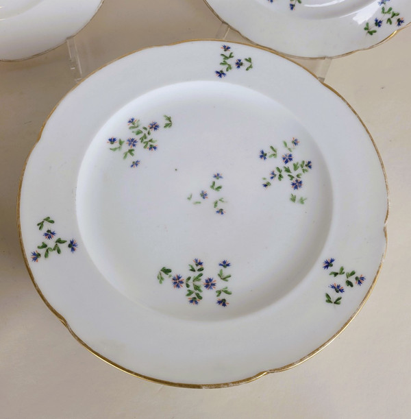 12 Assiettes Modèle  Aux Barbeaux, Nast à Paris, XVIIIème Siècle