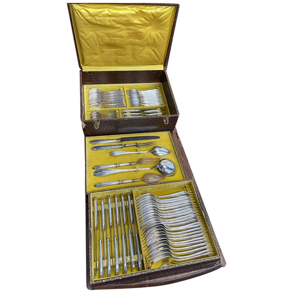 Ménagère Style Art Déco Métal Argenté 90 Pièces