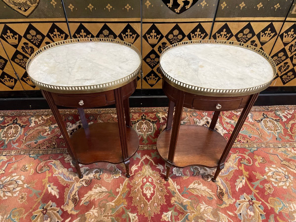 Paire De Chevets De Style Louis XVI