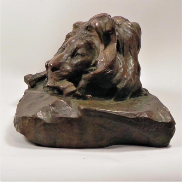 Josuë DUPON (1864-1935) Lying Lion Bronze (ca 1908) 