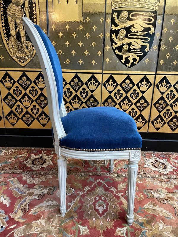 Suite Of 6 Louis XVI Style Medallion Chairs