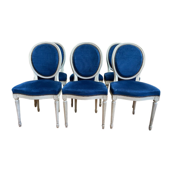 Suite Of 6 Louis XVI Style Medallion Chairs