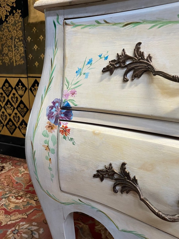 Commode Peinte De Style Louis XV