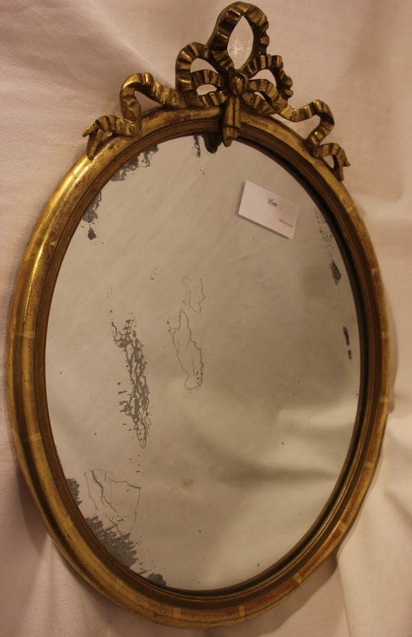 Specchio Ovale In Legno Dorato, Modanatura A Mezzo Giunto, Nodo Luigi XVI 42 X 58 Cm