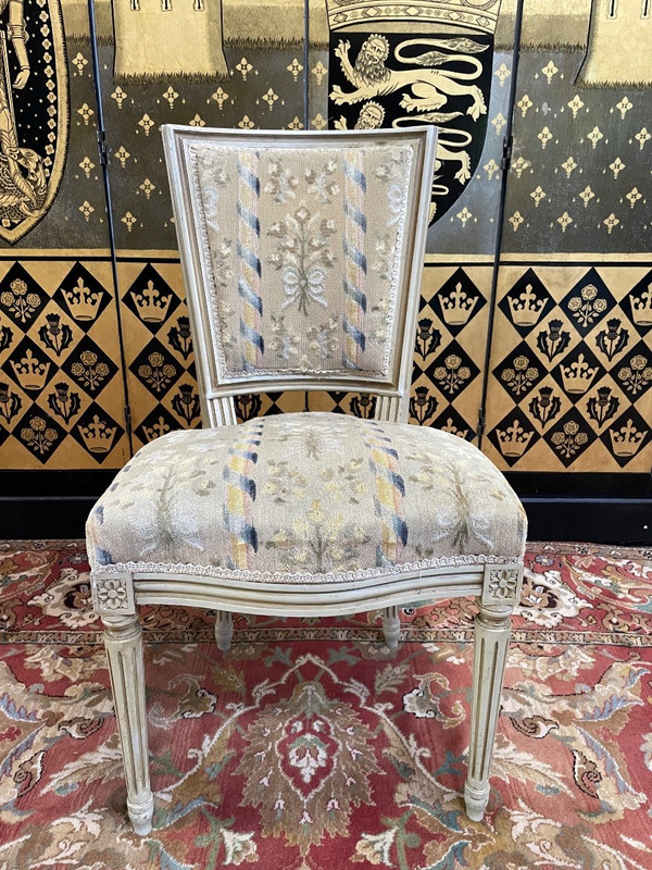 Suite De 6 Chaises De Style Louis XVI