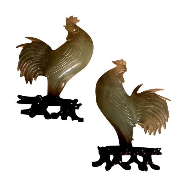 Très belle paire de coqs en jade vert amande sur socle bois  précieux sculpté ajouré Chinois