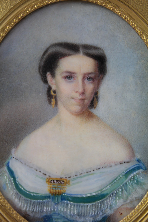 Miniature peinte de Louise Besnard (1816-1879) et cadre en bronze doré Picart